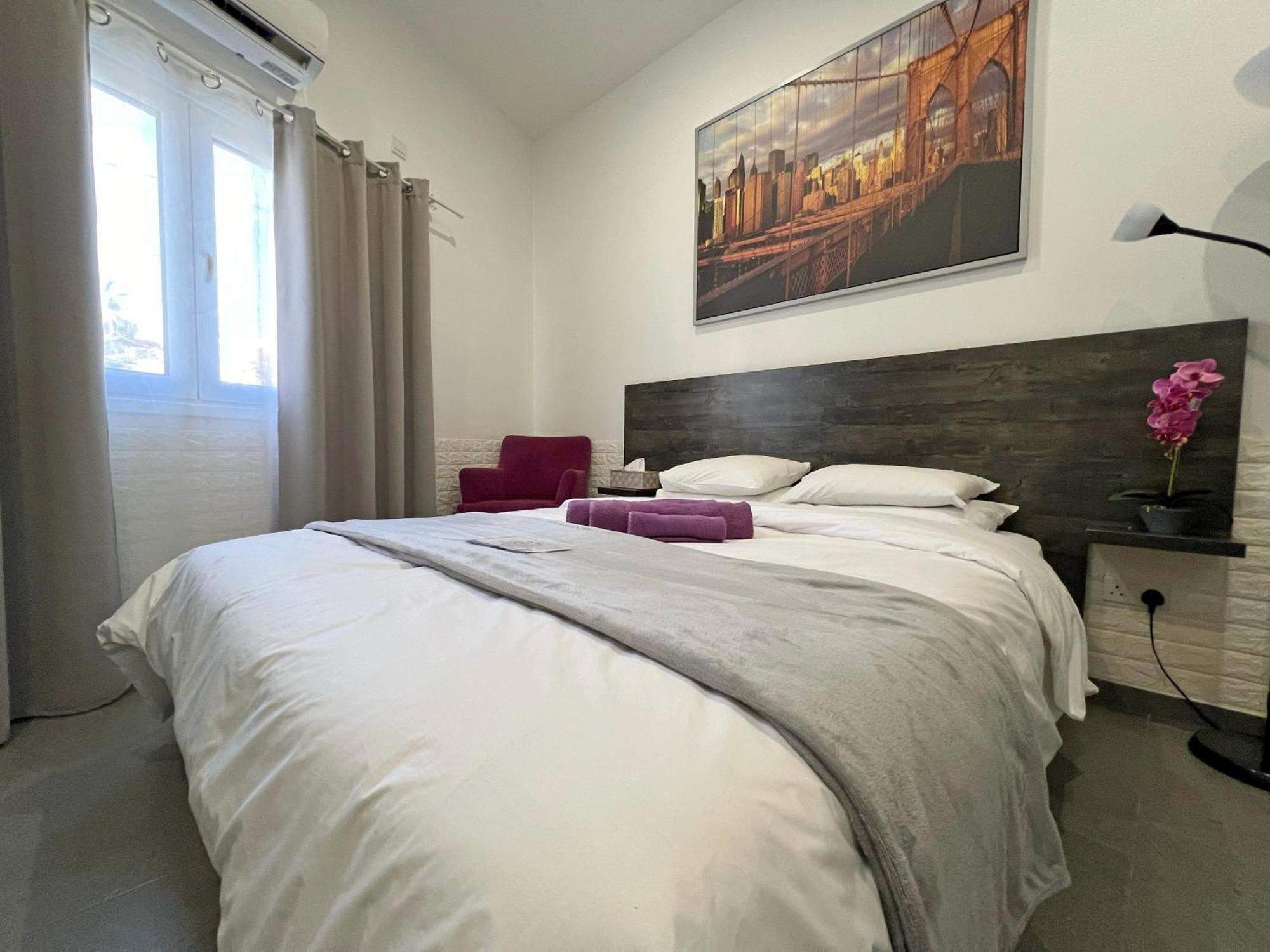 Apollo Rooms By Albert'S Apartment Larnaca Exterior foto